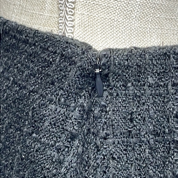 LOFT Women's Size 4 Black Textured Lined Faux Wrap Tweed Skirt - Picture 4 of 7